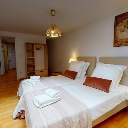 Duplex Des Dominicains - 1 Parking Gratuit - Hypercentre 6 Personnes Apartment Colmar Luaran gambar